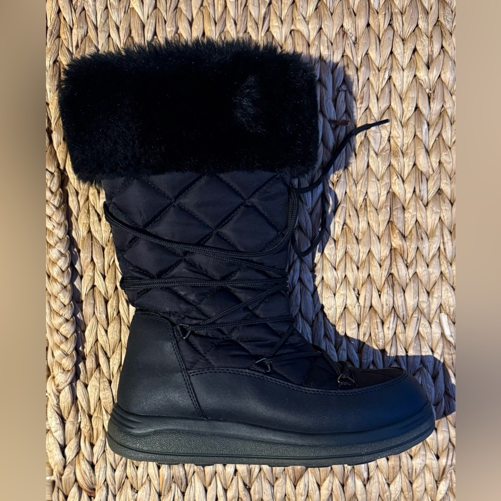Cougar | Black Quilted Lace Up Winter Boots with Faux Fur Trim Style : Astral - Picture 3 of 15